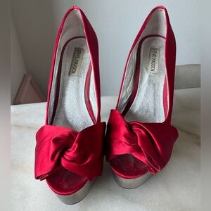 Steve Madden Satin Red heels with silver sole